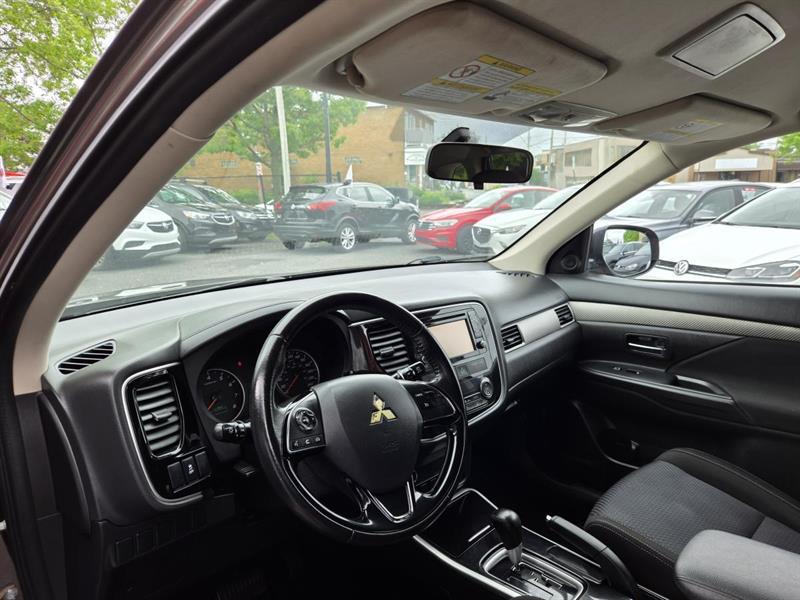 mitsubishi Outlander 2017 - 15