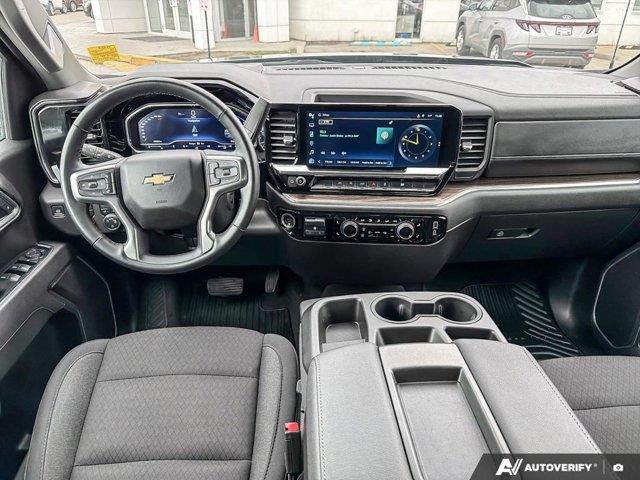 chevrolet Silverado 1500 2025 - 18