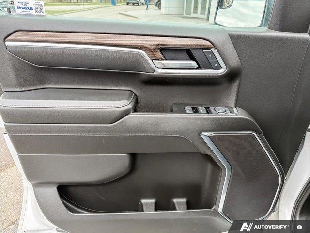 chevrolet Silverado 1500 2025 - 26