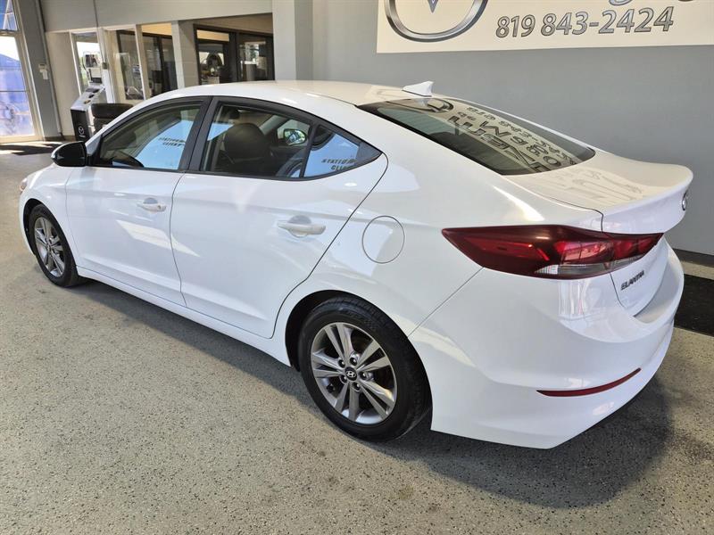 hyundai Elantra 2018 - 3