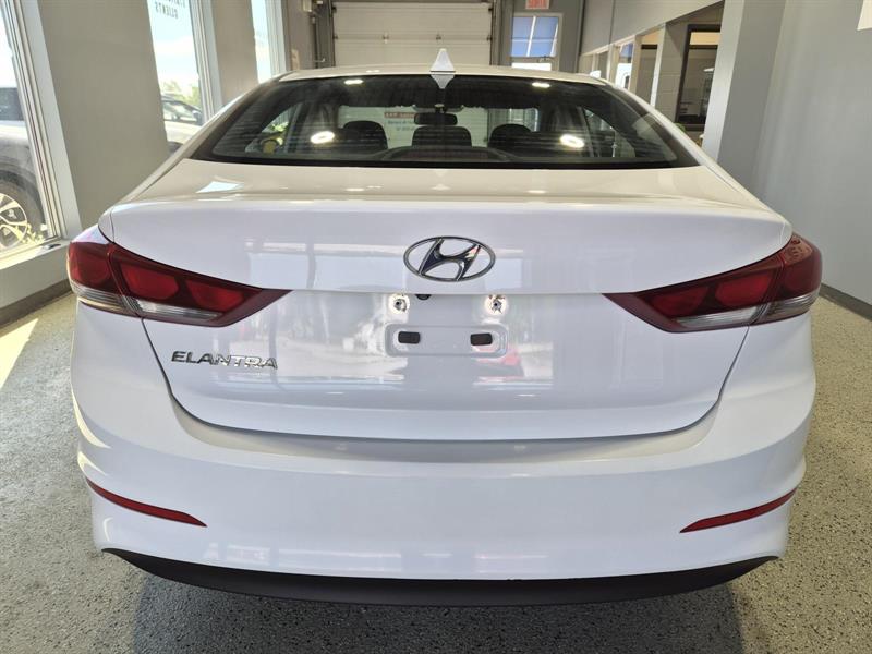 hyundai Elantra 2018 - 4