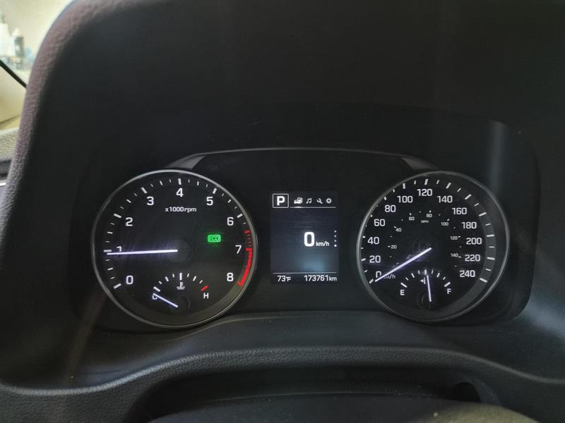 hyundai Elantra 2018 - 17