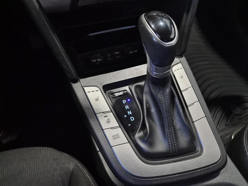 hyundai Elantra 2018 - 21