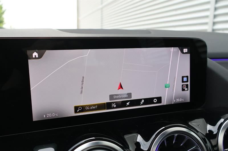 mercedes-benz GLA 2022 - 23