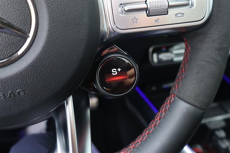 mercedes-benz GLA 2022 - 32