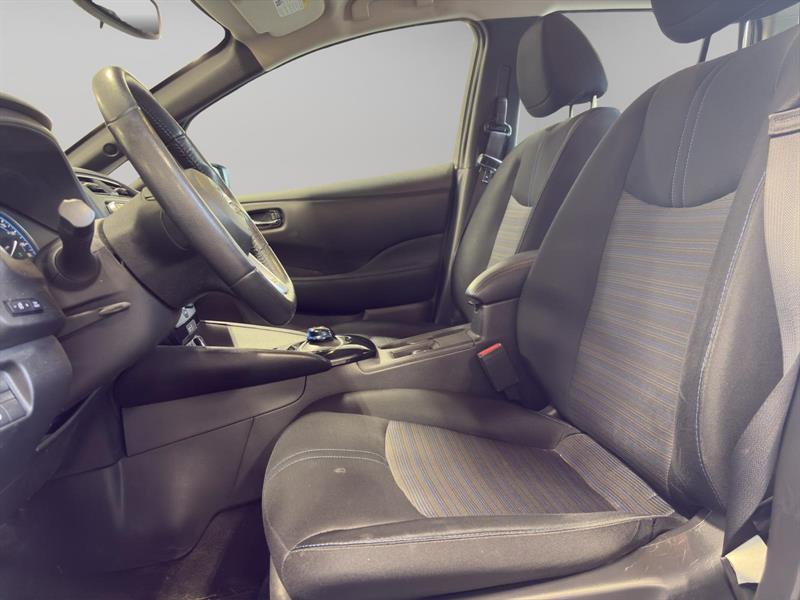 nissan LEAF 2022 - 8