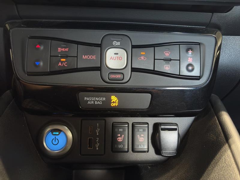 nissan LEAF 2022 - 12