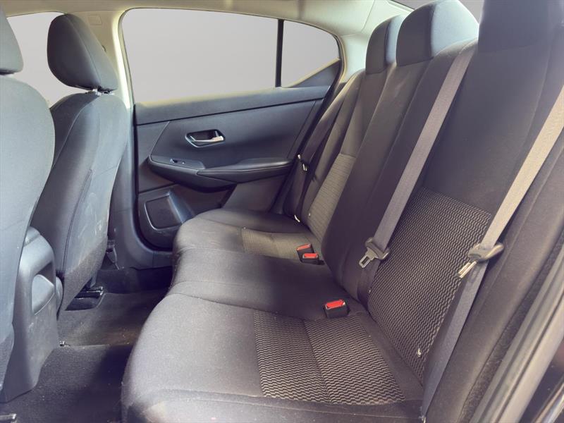 nissan Sentra 2023 - 10