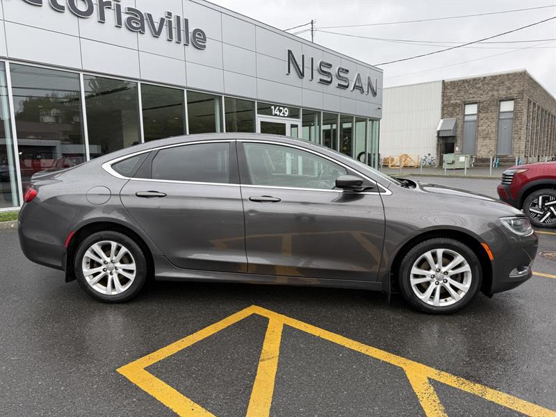 chrysler 200 2015 - 9