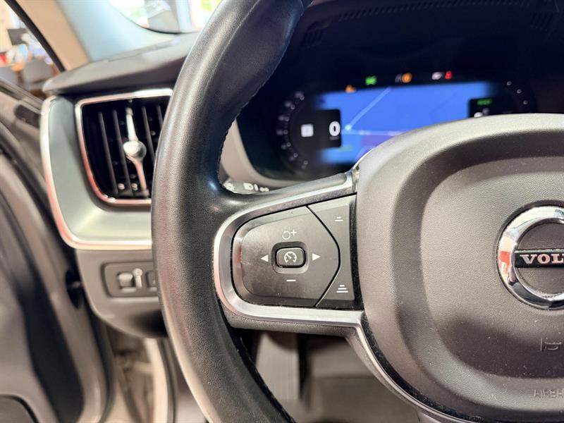 volvo XC60 2022 - 21