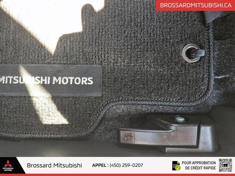 mitsubishi Mirage 2024 - 28