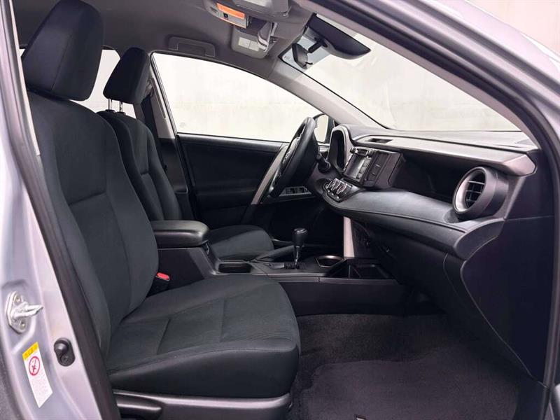 toyota RAV4 2018 - 27