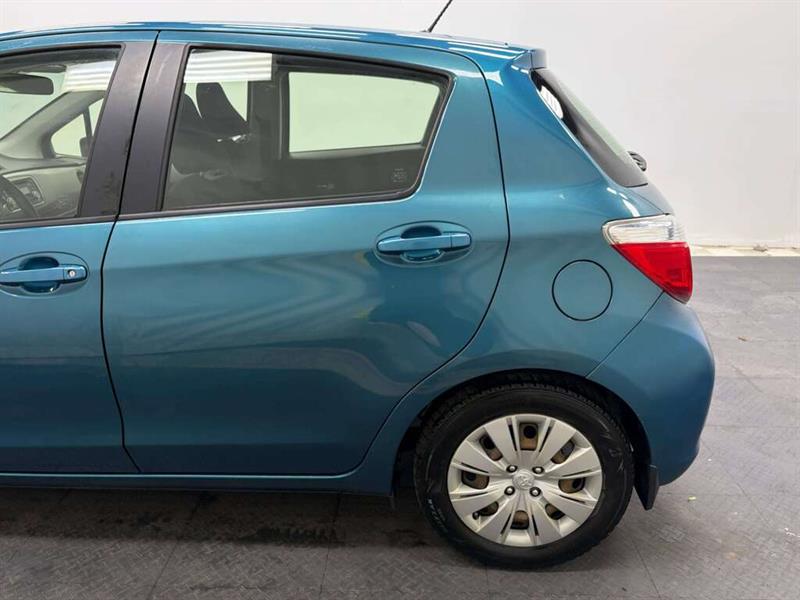 toyota Yaris 2013 - 4