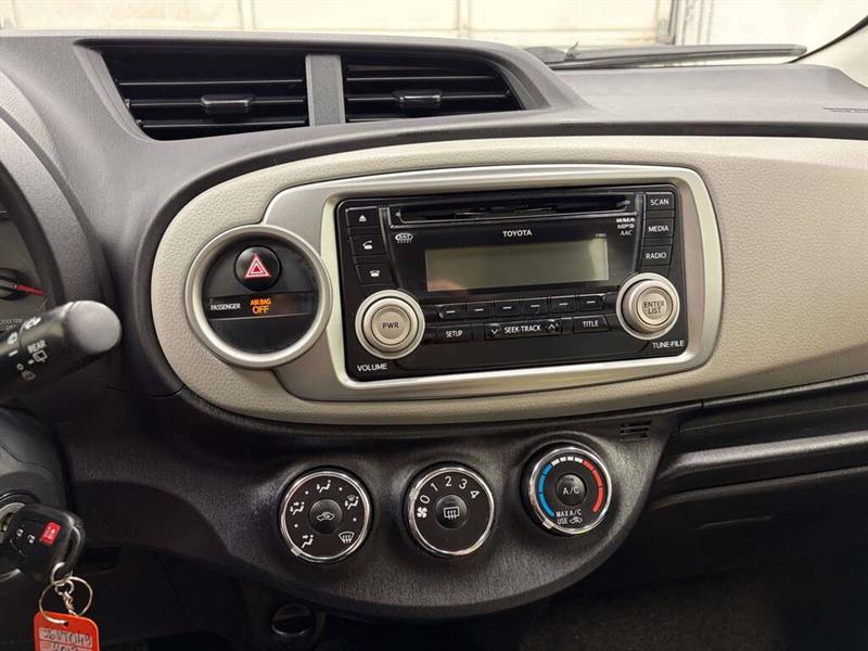 toyota Yaris 2013 - 18
