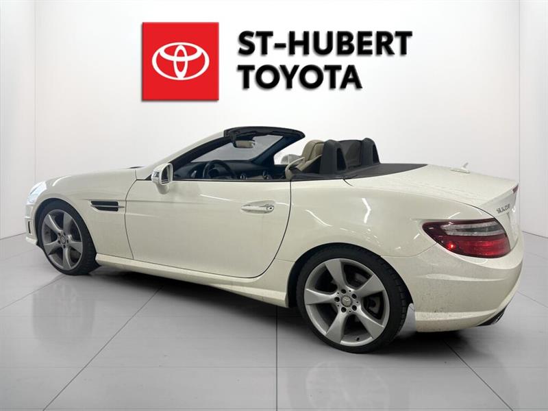 mercedes-benz SLK 250 2015 - 4