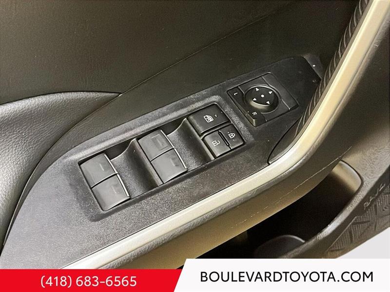 toyota RAV4 2023 - 8