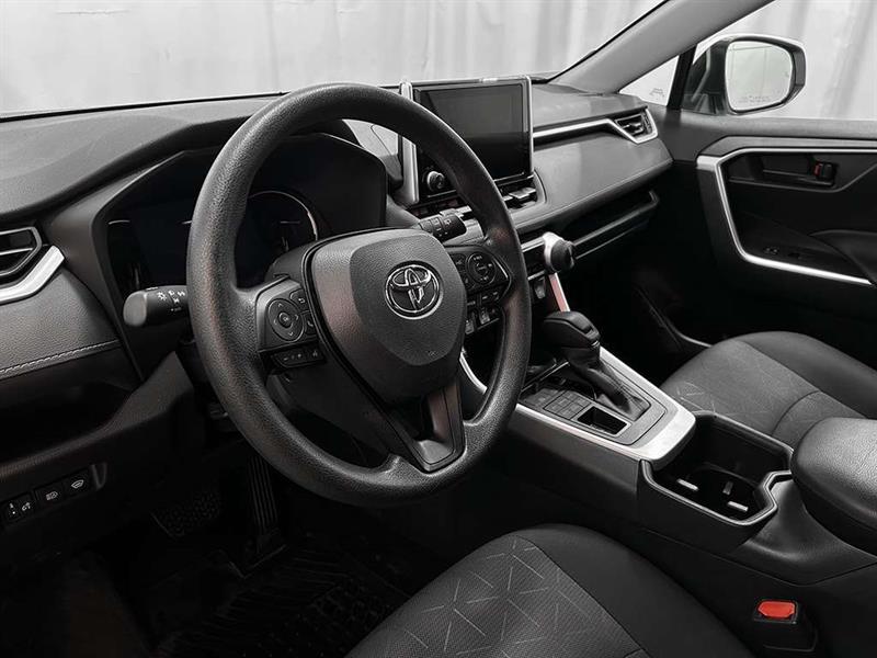 toyota RAV4 2025 - 10