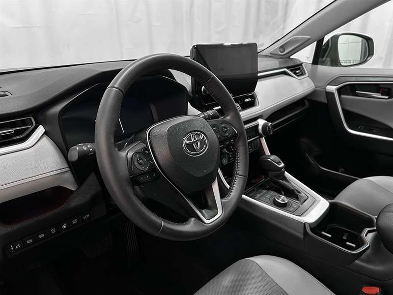toyota RAV4 2023 - 10