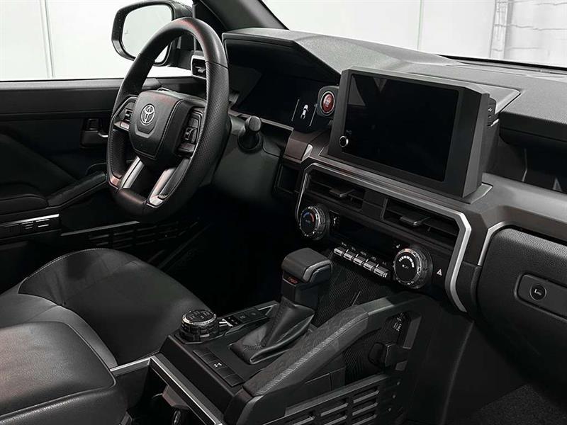 toyota Tacoma 2024 - 25