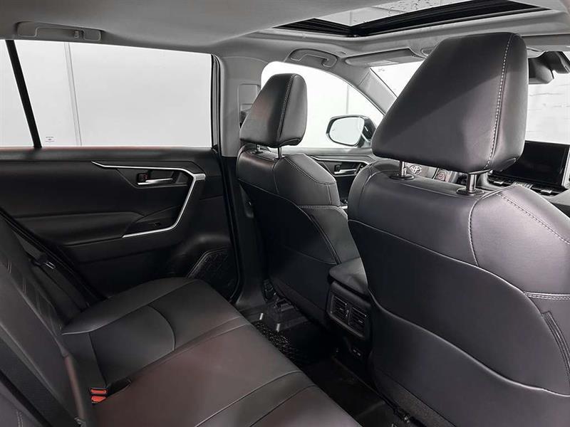 toyota RAV4 2023 - 25