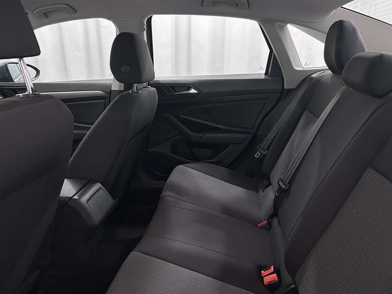 volkswagen Jetta 2020 - 22