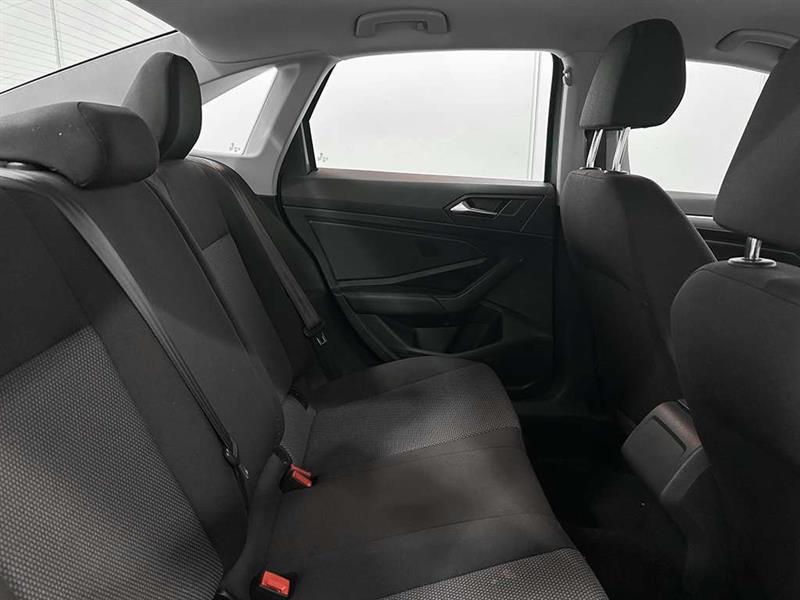 volkswagen Jetta 2020 - 25