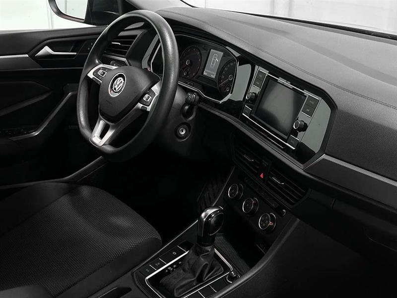 volkswagen Jetta 2020 - 26