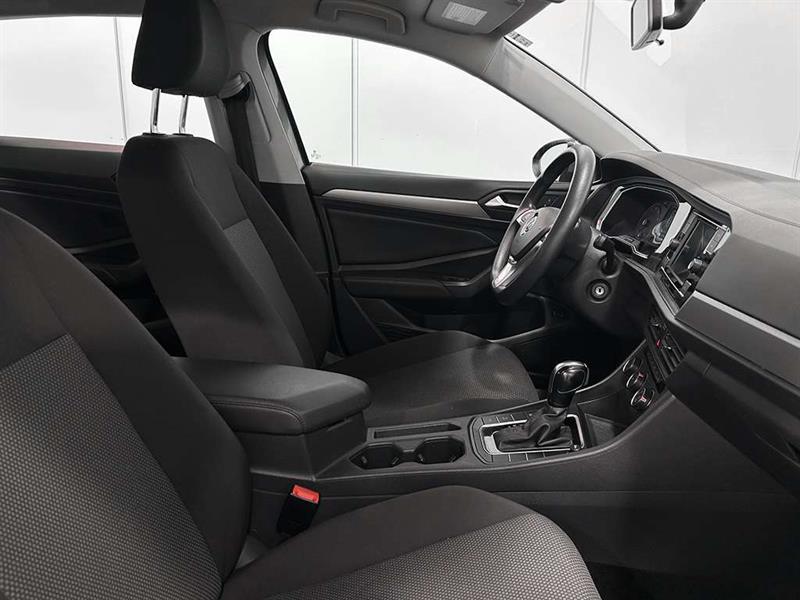 volkswagen Jetta 2020 - 27