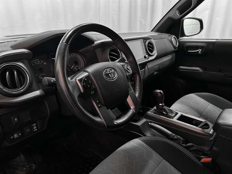toyota Tacoma 2021 - 10