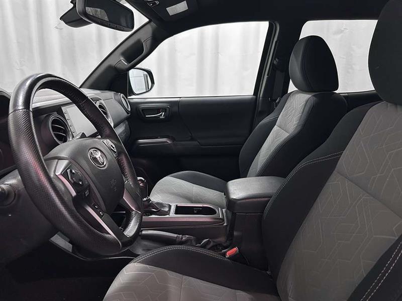 toyota Tacoma 2021 - 21