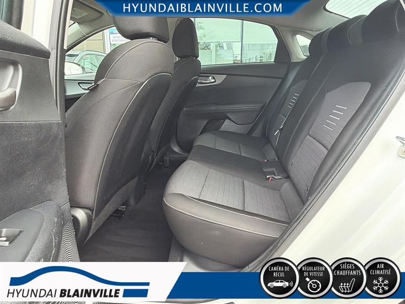 kia Forte 2020 - 18