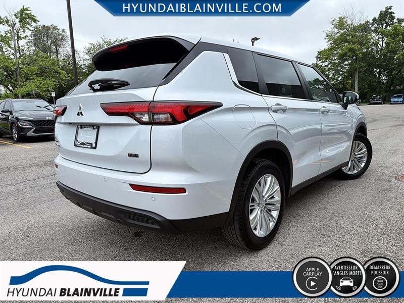 mitsubishi Outlander 2022 - 3