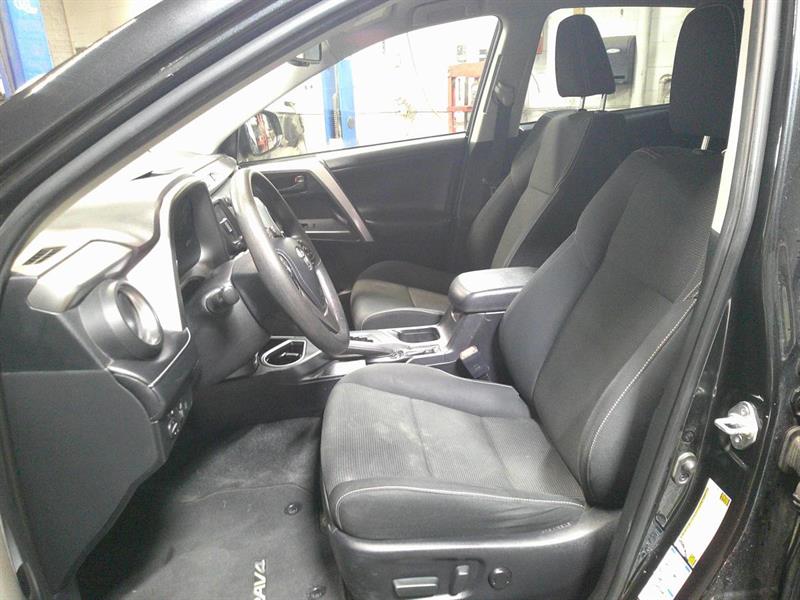 toyota RAV4 hybride 2017 - 10