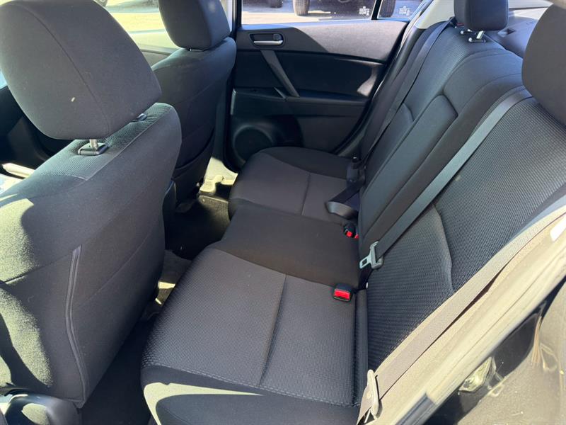 mazda Mazda3 2010 - 13