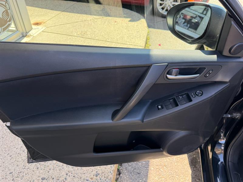 mazda Mazda3 2010 - 16