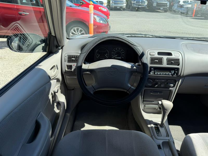 toyota Corolla 2002 - 12