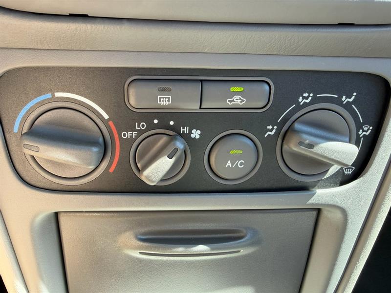 toyota Corolla 2002 - 16