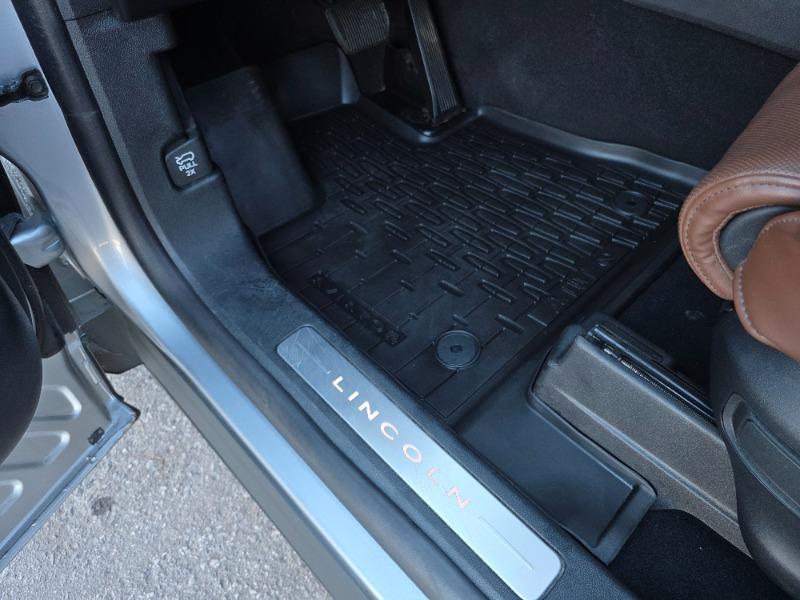 lincoln Aviator 2022 - 19