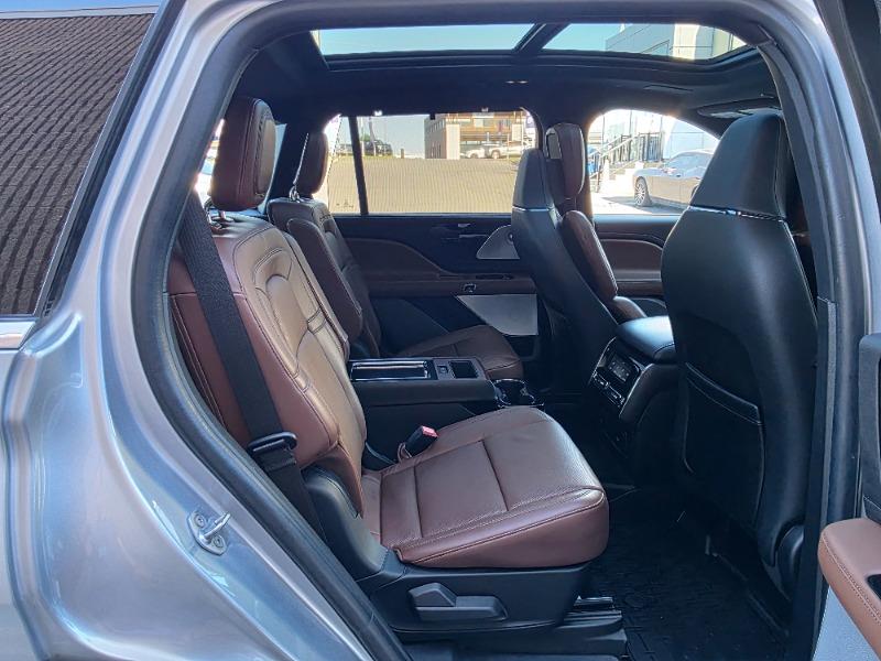 lincoln Aviator 2022 - 26