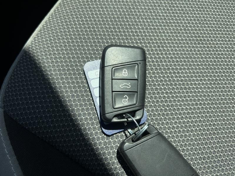 volkswagen Taos 2023 - 17
