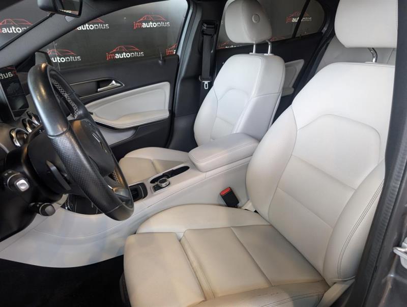 mercedes-benz GLA 2018 - 14