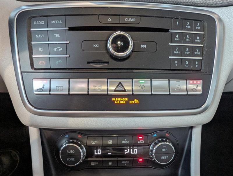 mercedes-benz GLA 2018 - 25