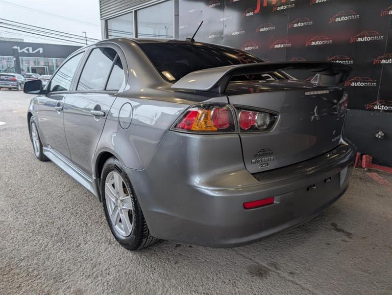 mitsubishi Lancer 2013 - 11