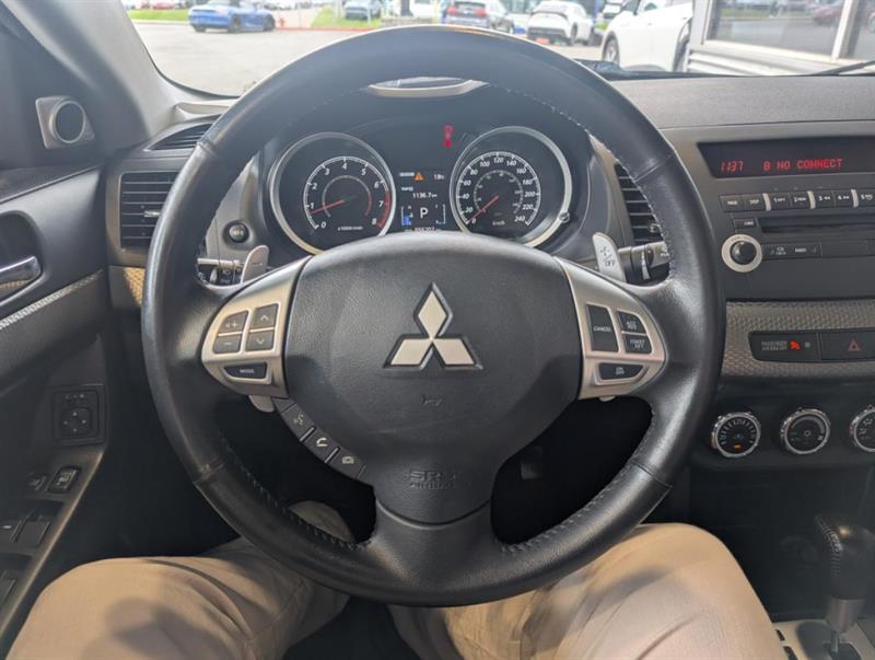 mitsubishi Lancer 2013 - 17