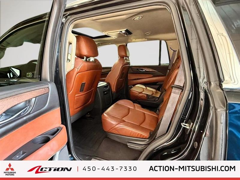 cadillac Escalade 2015 - 12