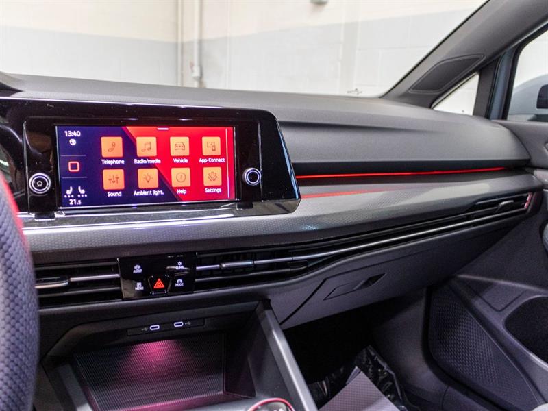 volkswagen Golf GTI 2022 - 12