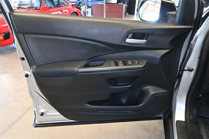 2015 Honda CR-V - Image 12