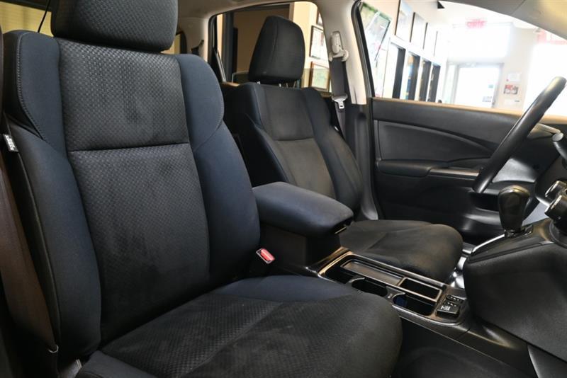2015 Honda CR-V - Image 28