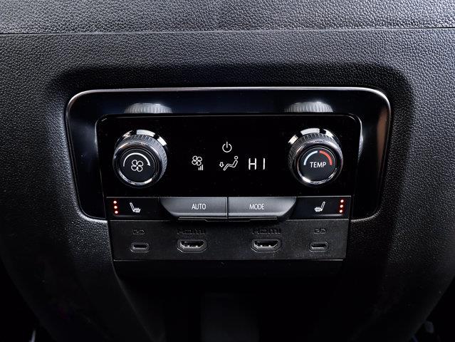chevrolet Suburban 2026 - 31
