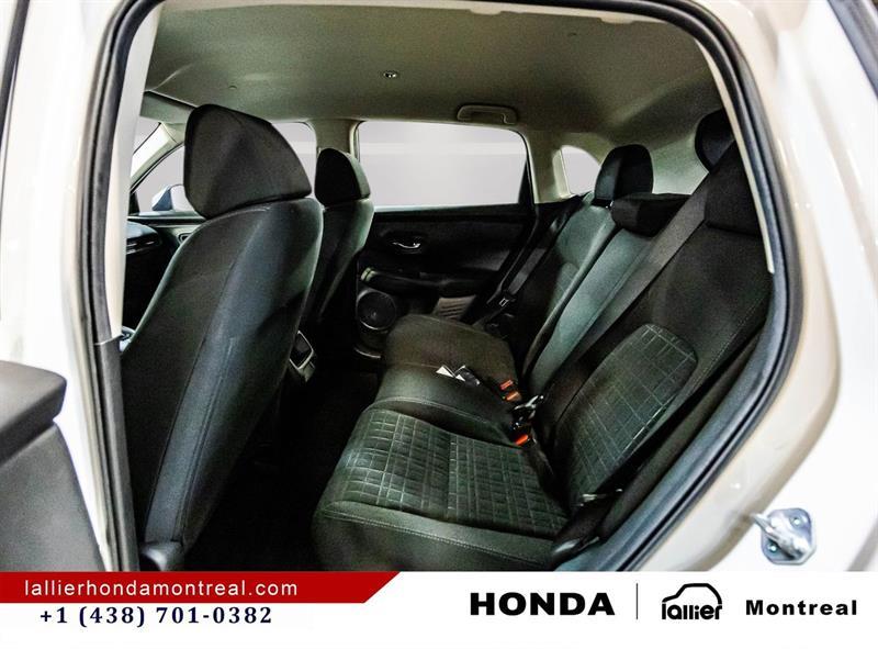 2023 Honda HR-V - Image 13